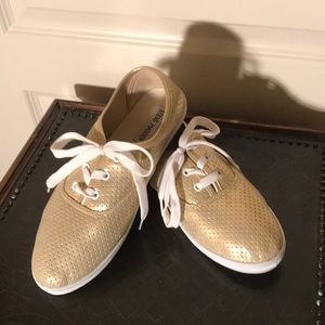 Gold Steve Madden Shoe